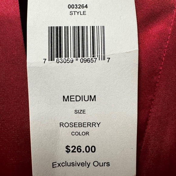 Intimo Luxurious Roseberry Satin Robe - Picture 7 of 12